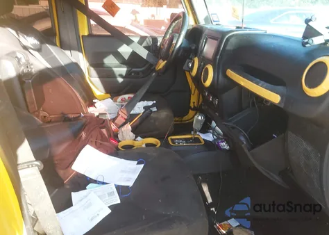 2015 Jeep Wrangler Unlimited Sport z USA, uszkodzony, nr VIN 1C4BJWDG9FL565838